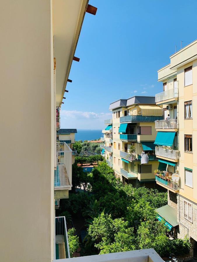 Апартаменты Sorrento Moon Экстерьер фото